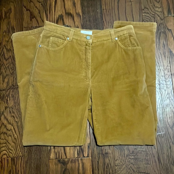 Brown Women’s BRAX 10S soft velvet feel pants perfect for fall and winter - Picture 2 of 6